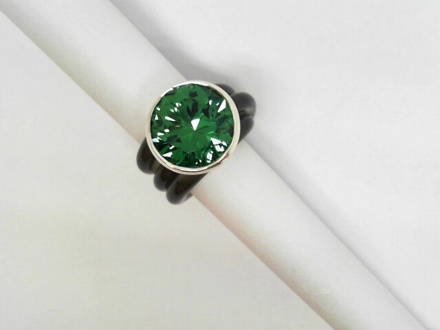  Dakini Ring groß Silber Acryl Anthrazit Zirkonia smaragdfarben