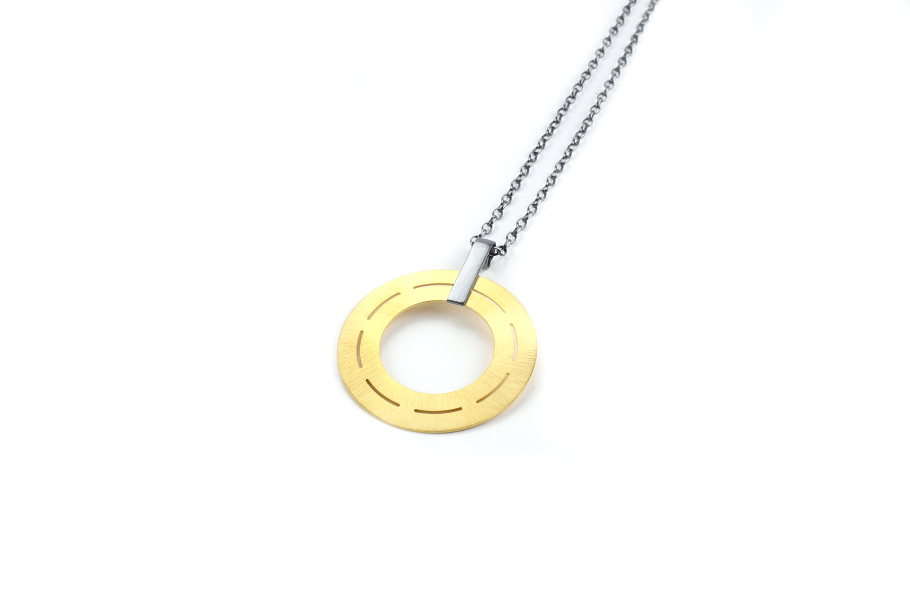   Kette mit Anhänger Silber vergoldet 84 cm