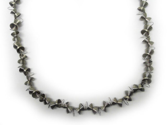 Lune Collier Edelstahl lang