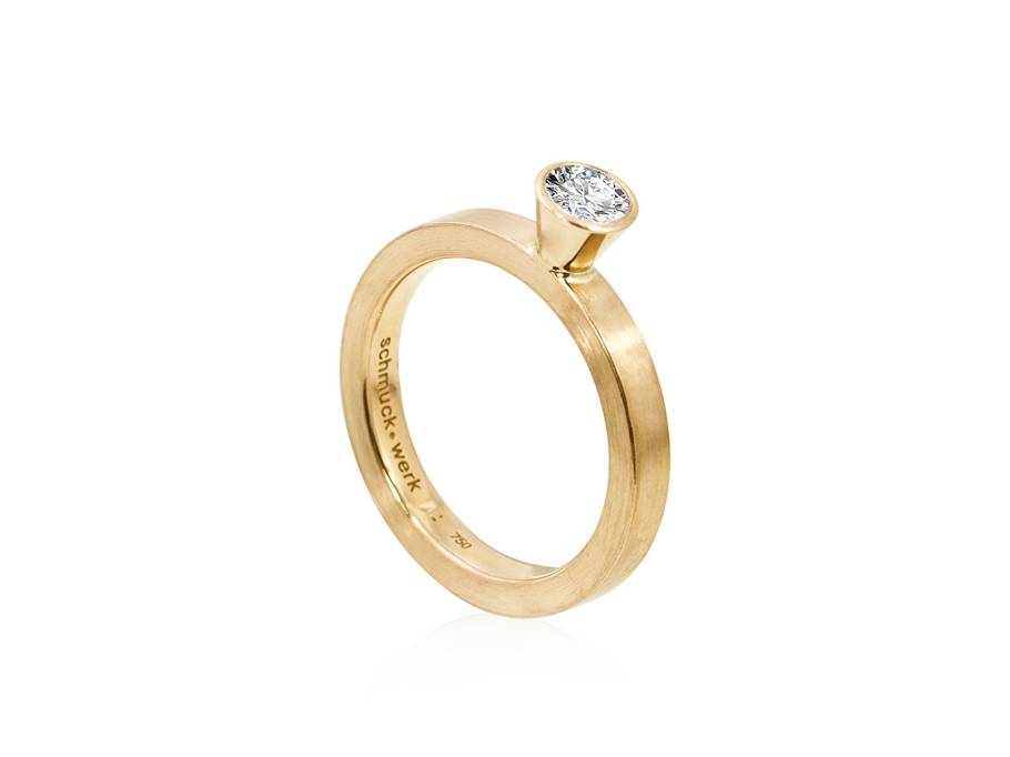 Alpenring Solitaire-Ring Gelbgold 1,5mm eckig mit Brillant 0,100ct