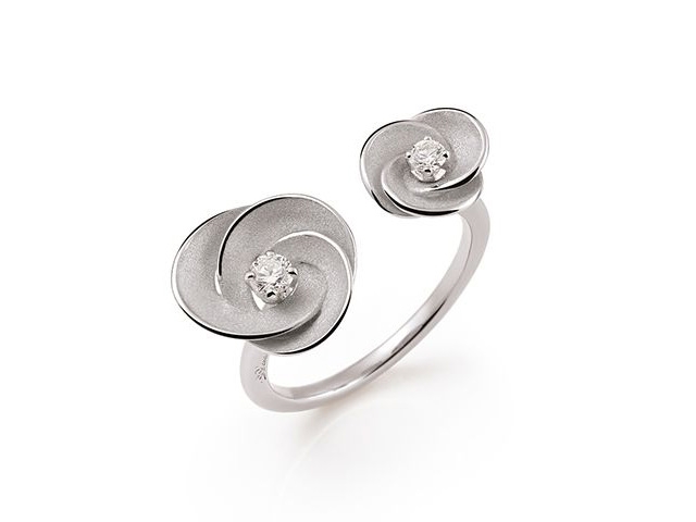 Desert Rose Ring White Ice Gold mit Brillanten 0,160ct