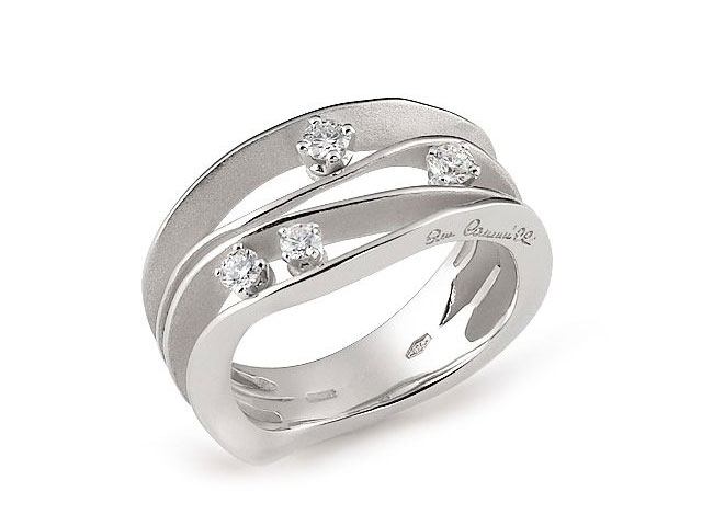 Dunes Ring White Ice Gold 4reihig mit Brillanten 0,270ct