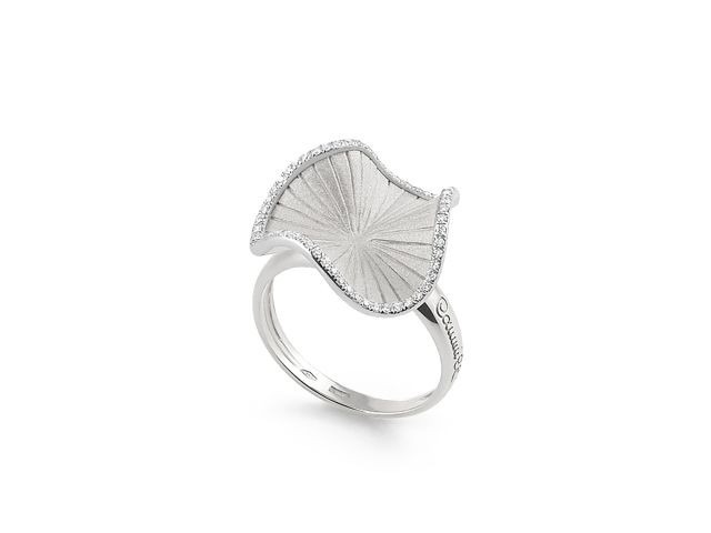  Sultana Ring White Ice Gold mit Brillanten 0,190ct