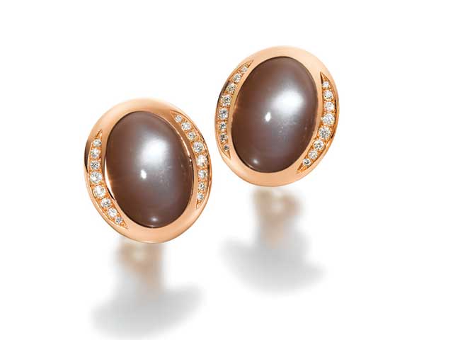 Art of Jewellery Ohrstecker Rotgold mit braunem Mondstein und Brillanten 0,260ct