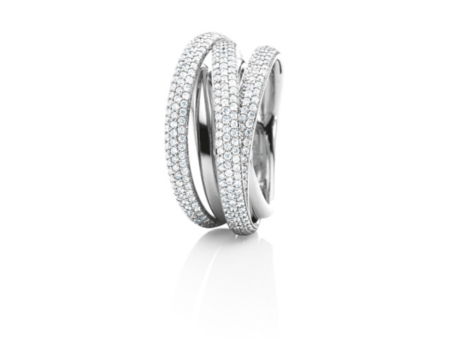 Cielo Ring Weißgold mit Brillanten pavé gefasst