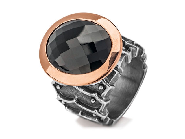 Sternenglanz und Schattentanz Ring Rüstungsring groß Onyx Silber Vintage rotgoldplattiert