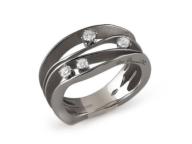 Dunes Ring Black Lava Gold 4reihig mit Brillanten 0,270ct