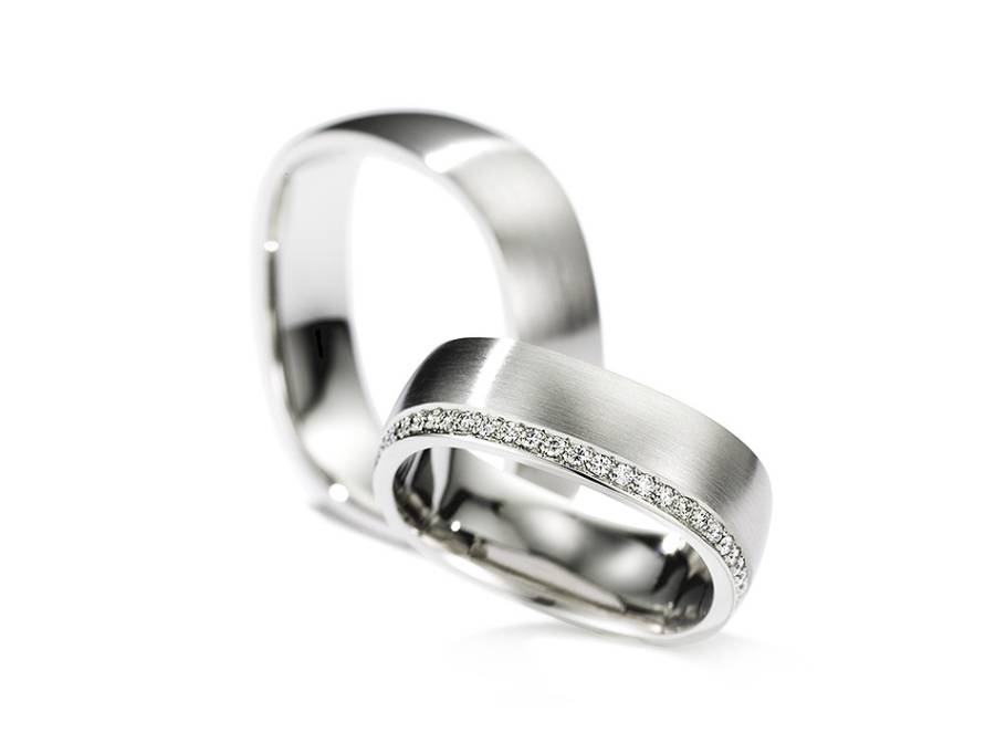 Forma Soft Trauringpaar Platin eckig mit Brillanten 0,135ct