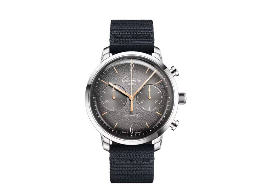 Sixties Chronograph Jahresedition 2023/2024 Automatik Edelstahl 42mm graues Zifferblatt schwarzes Textilband 
