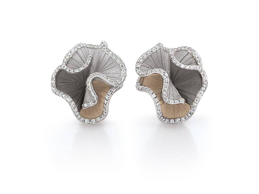 Sultana  Ohrstecker Tricolor White Ice, Black Lava und Natural Beige Gold mit Brillanten 0,480ct