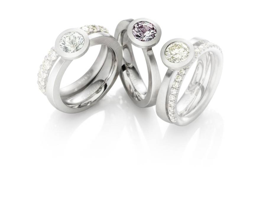 Ring Platin mit lila Saphir