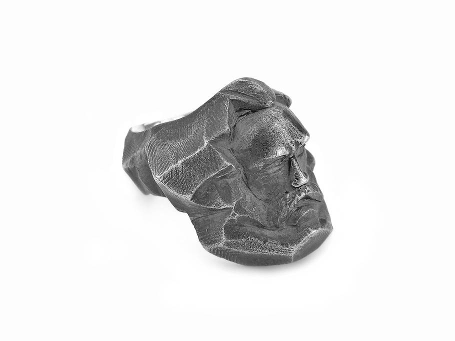 Edition "Nischel" Ring aus Silber - in Anlehnung an das Karl Marx Monument