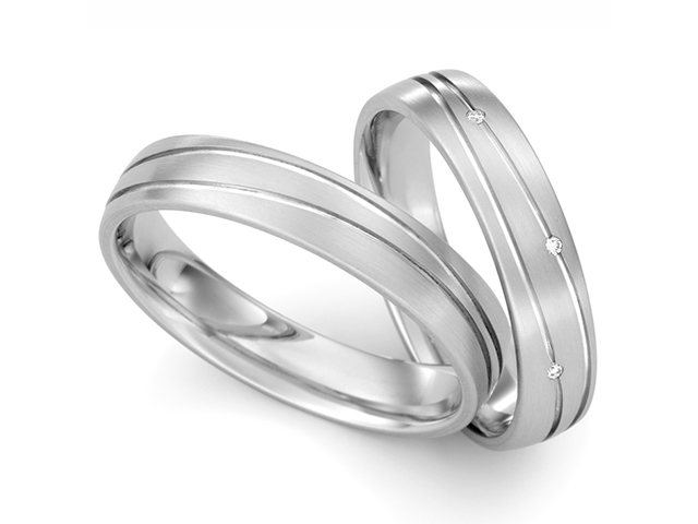 Trauring Paar Weißgold 4,5mm gewölbt mit Brillanten 0,025ct