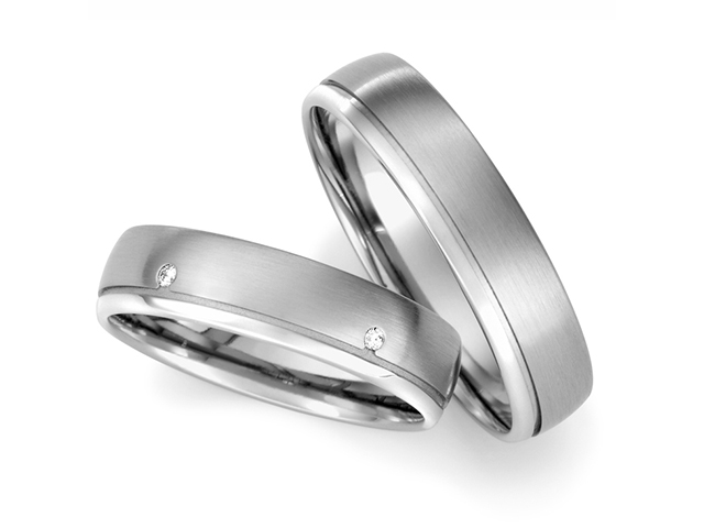 Trauring Paar Weißgold 5,0mm gewölbt mit Brillanten 0,050ct