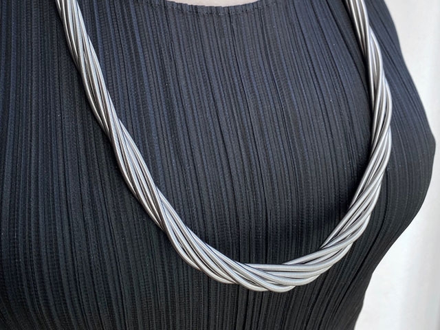 Twist long Collier Edelstahl