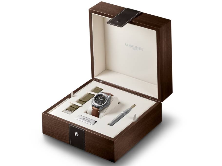  Pilot Majetek Box Edition Automatik Edelstahl schwarz Lederband braun