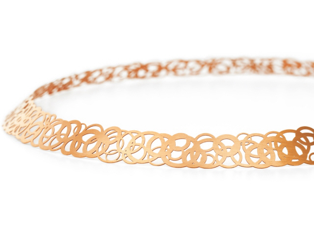 Roseum Collier Classic Red