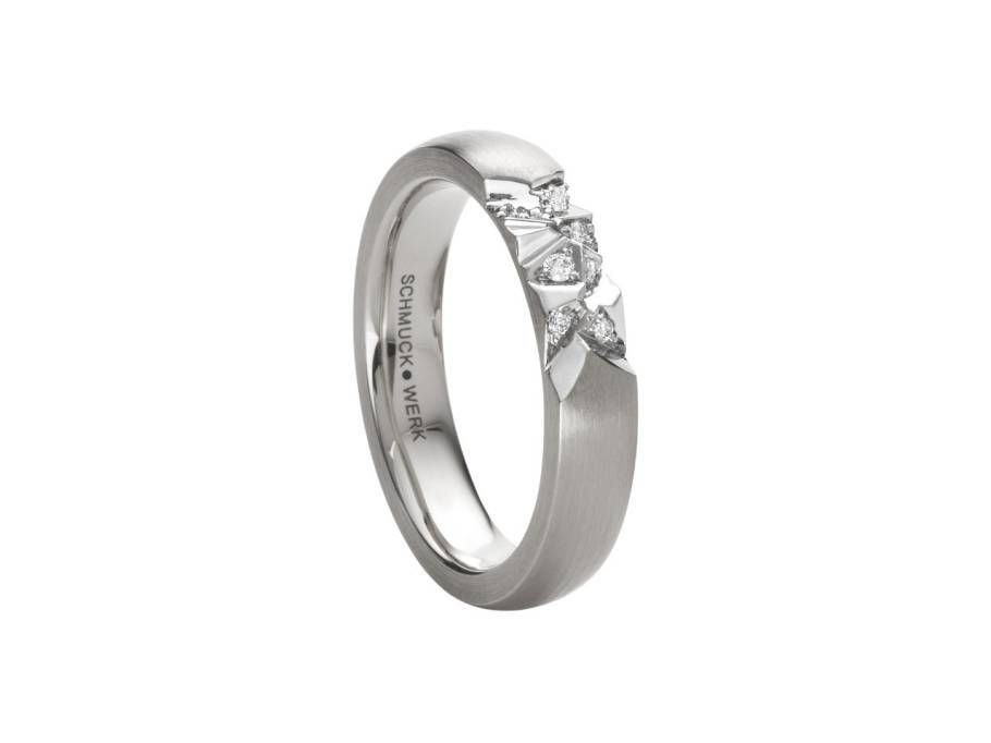 Alpenring Ring    Weißgold 4mm gerundet mit Brillanten 0,040ct
