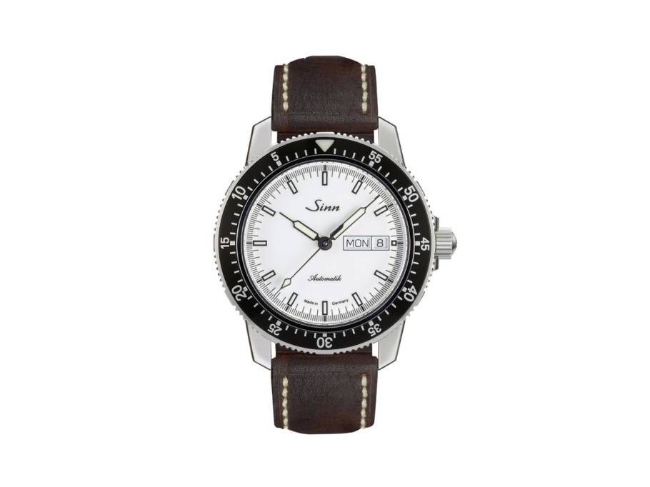 104 St Sa I W Automatik Edelstahl 41mm schwarzes Zifferblatt braunes Lederband