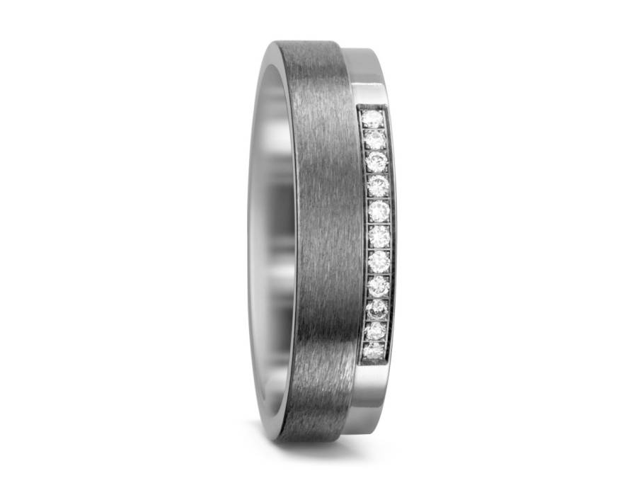 Titanring Nr. 46 mit Brillanten