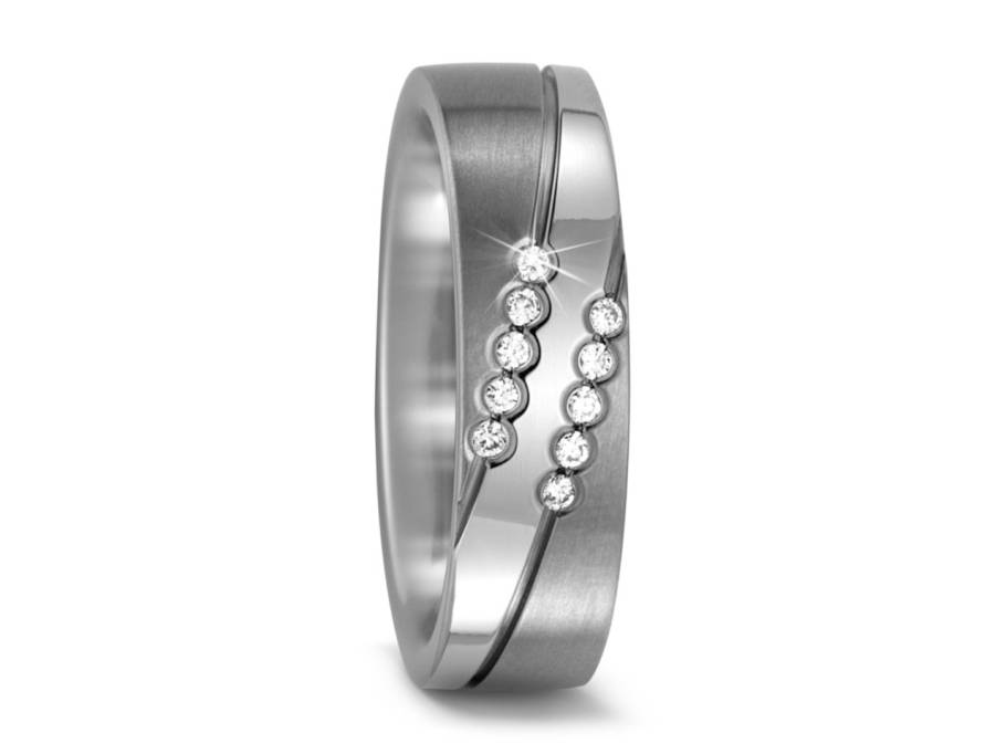 Titanring Nr. 47 mit Brillanten