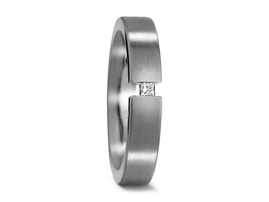 Titanring Nr. 17 mit Brillant