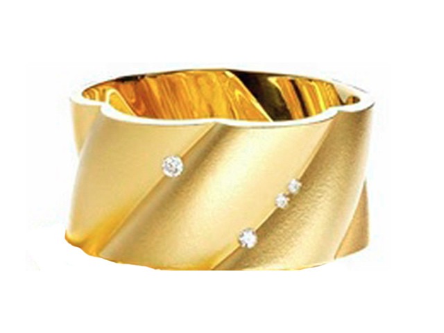 Wellenring Gelbgold Brillant 11 mm